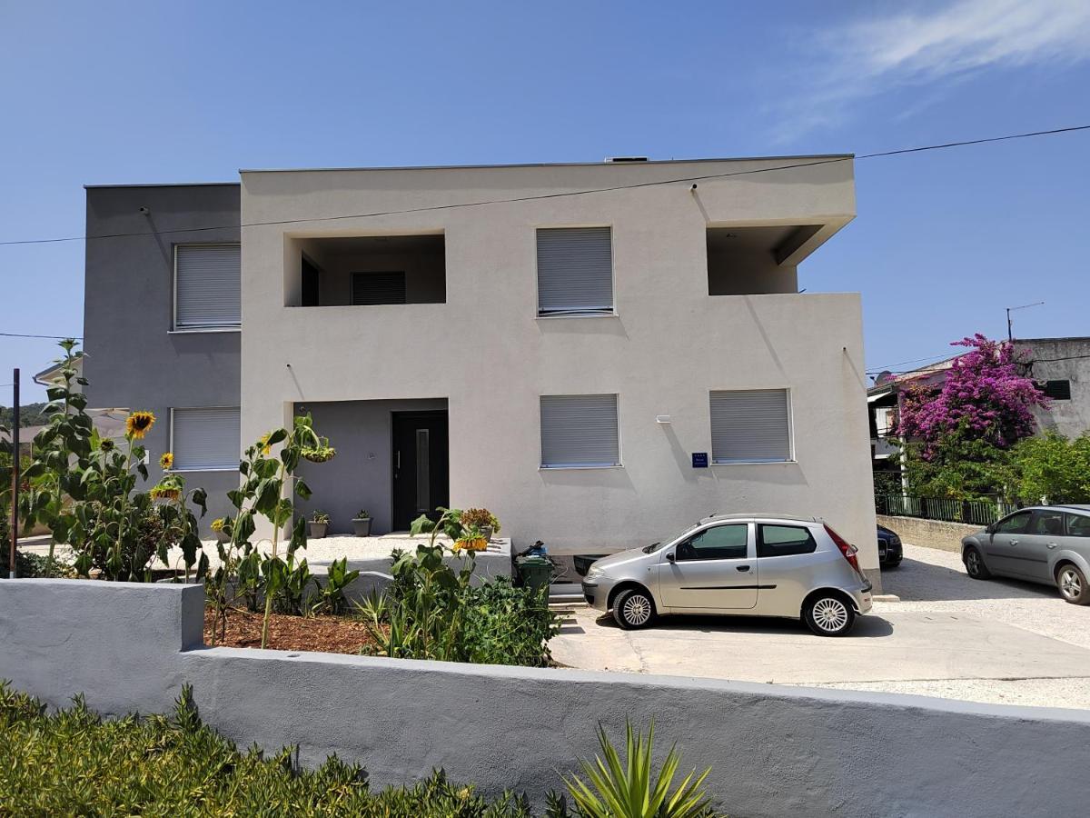 Tiamar Διαμέρισμα Slatine Εξωτερικό φωτογραφία
